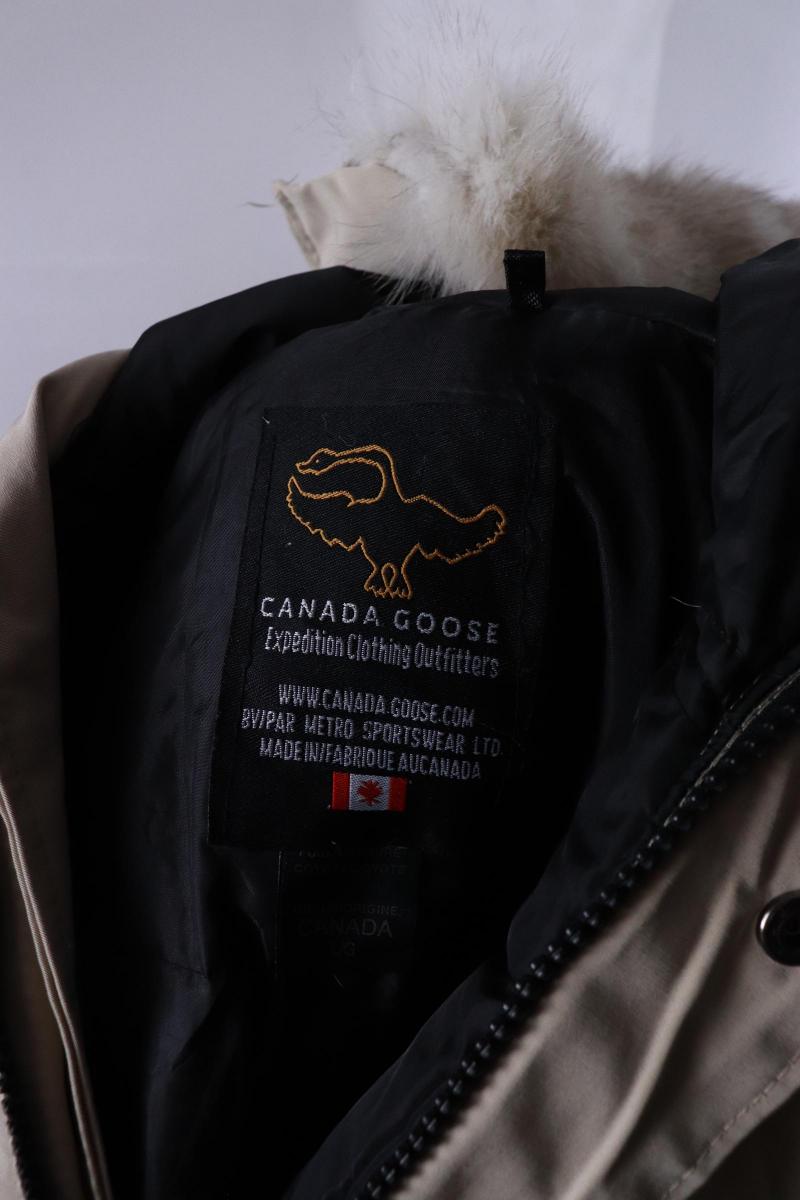 Canada Goose - Womens jacket with down filling Canada Goose