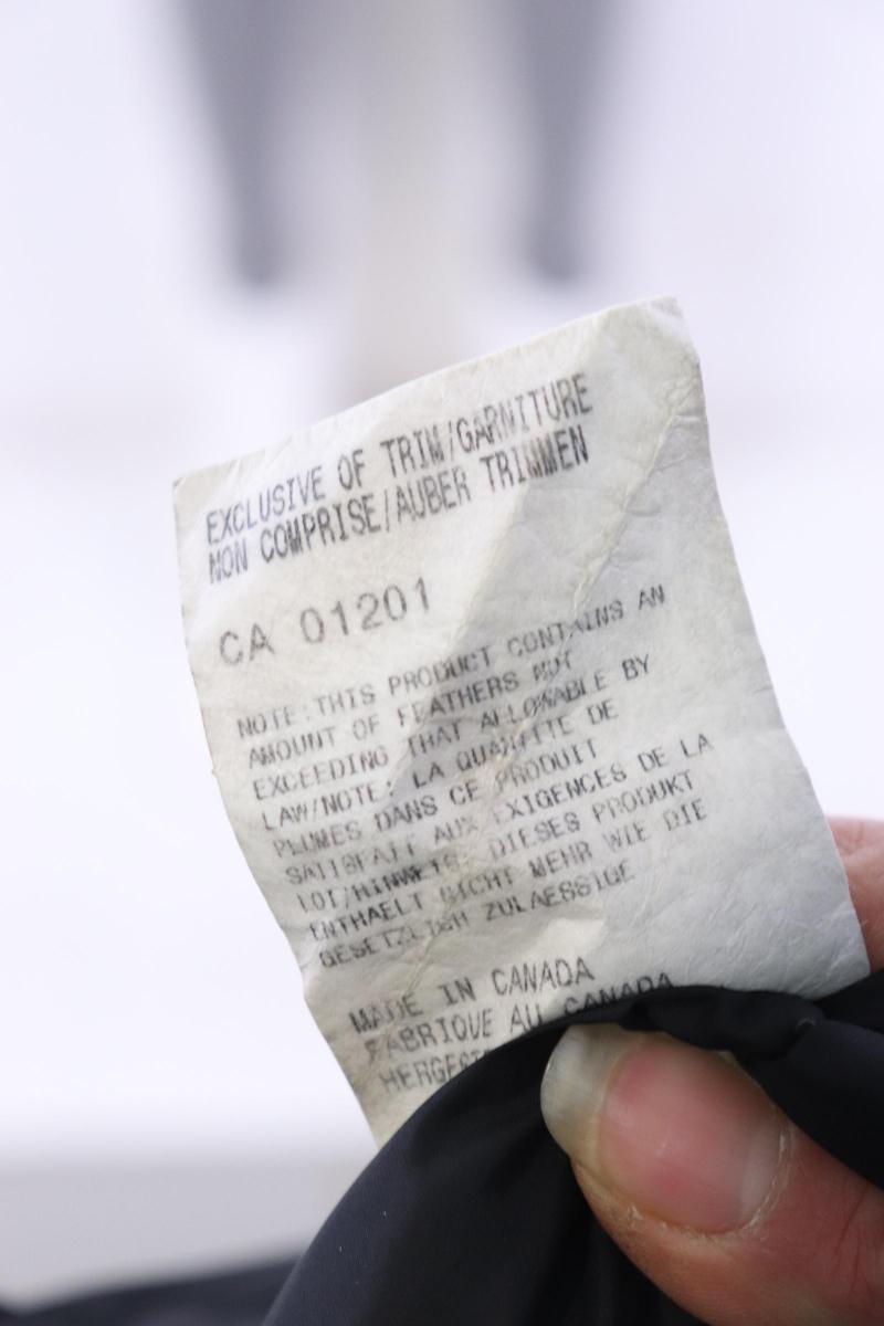 Canada Goose - Womens jacket with down filling Canada Goose (AUTHENTIC)